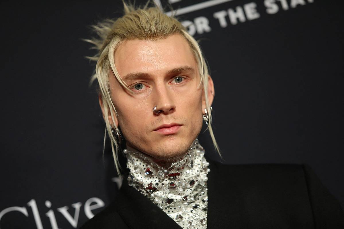 Machine Gun Kelly рассказал о лечении от наркозависимости