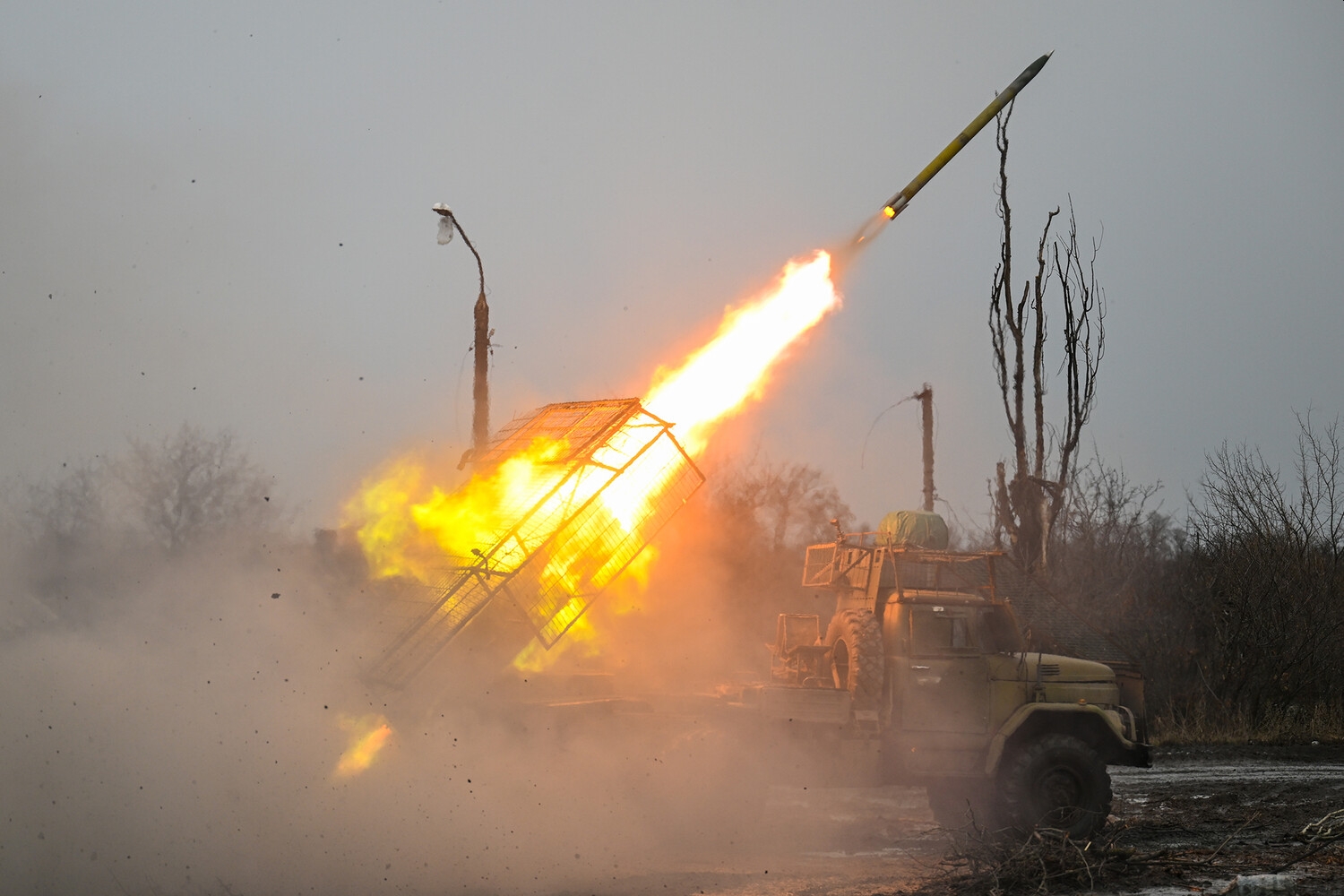 Российские военные перерезали ж/д Красноармейск — Днепропетровск