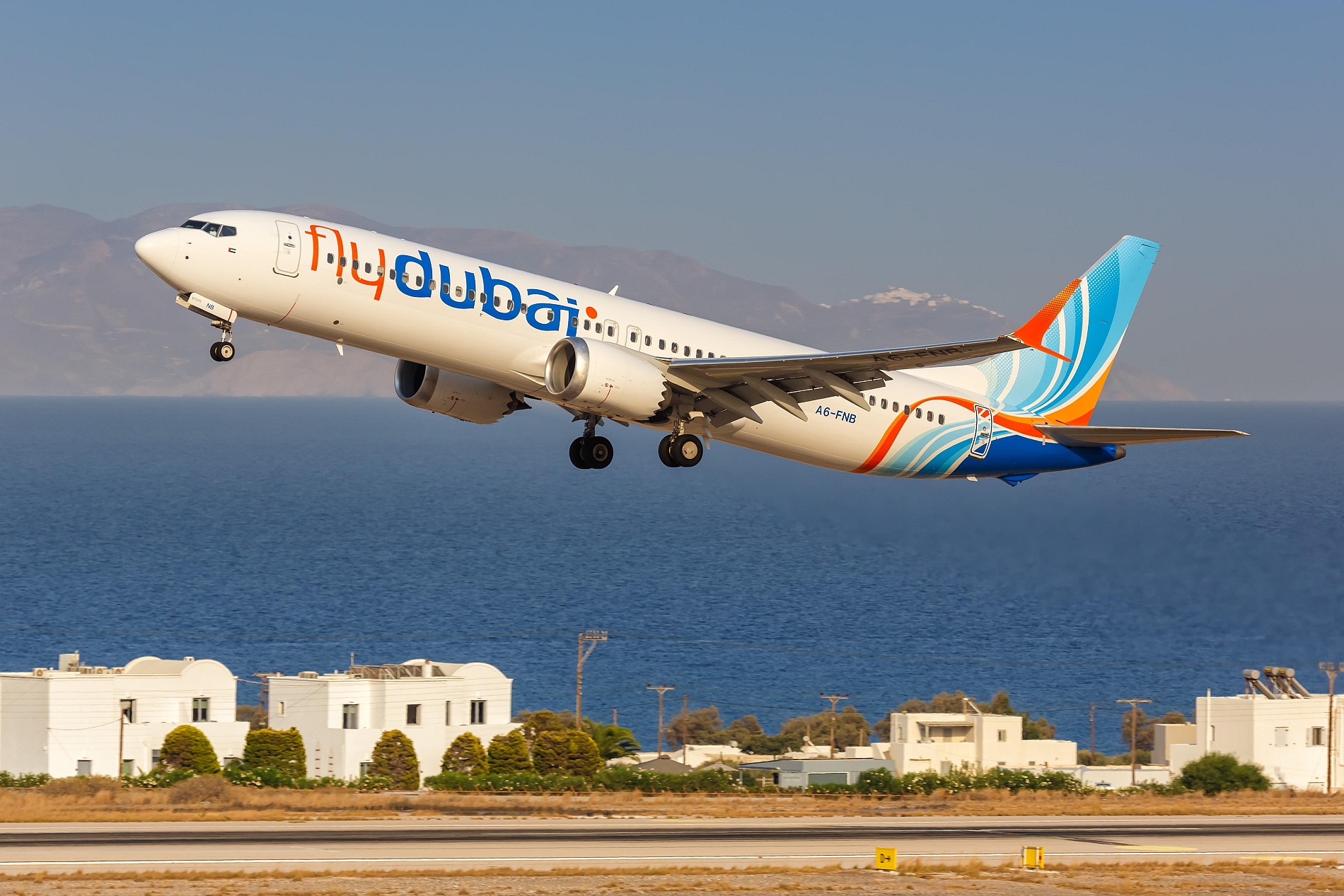 Flydubai с 3 января возобновит полеты из Дубая в Сочи