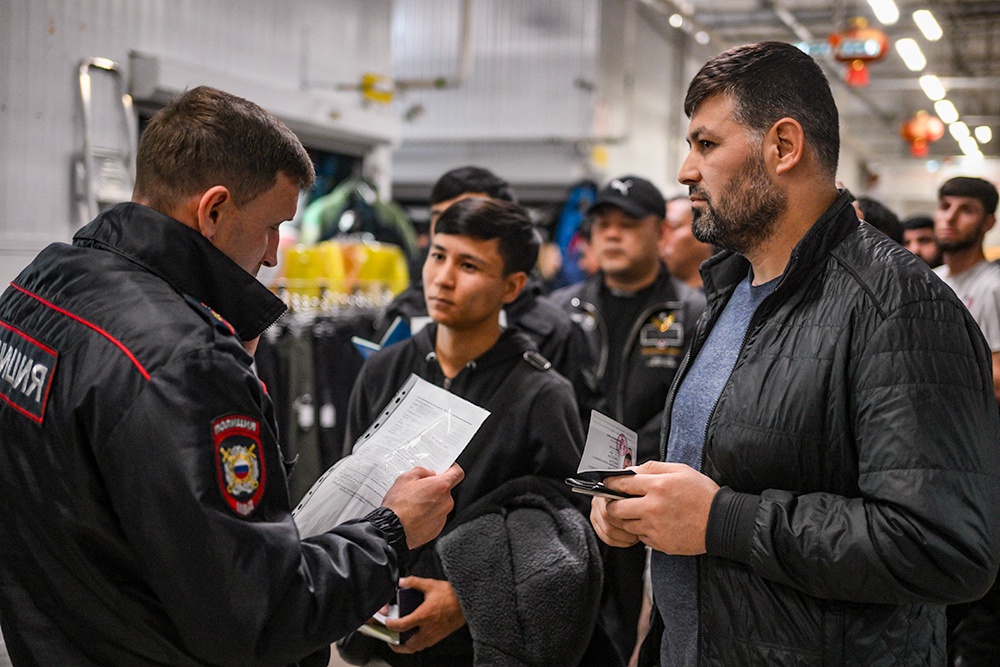 СПЧ предложил перейти на целевой завоз мигрантов