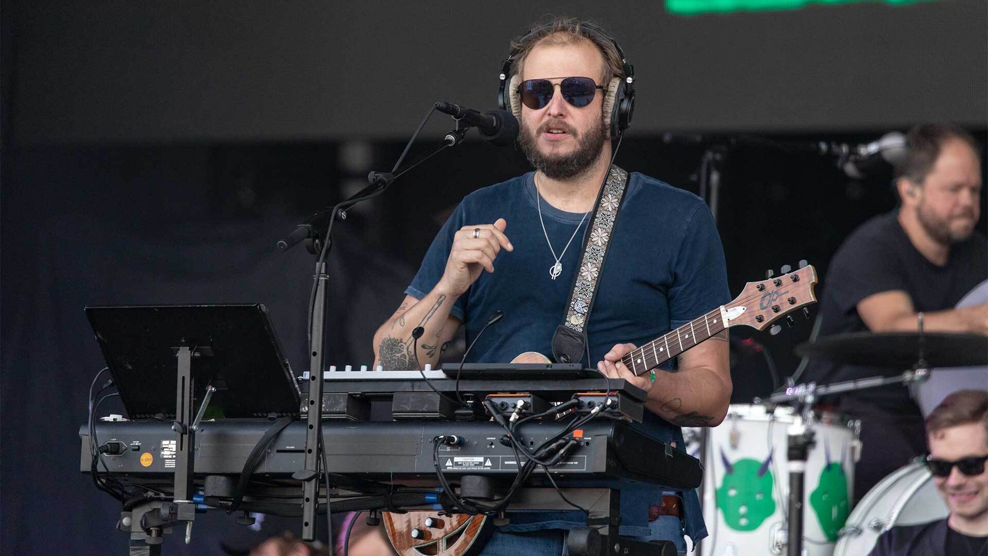 Bon Iver запустил сайт для поклонников, записывающих каверы на его треки