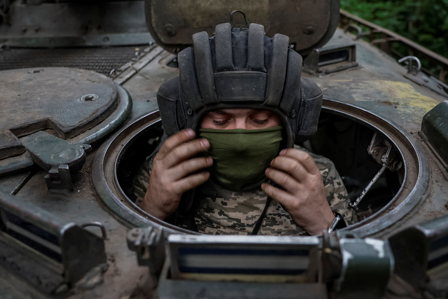 Военные 14-й бригады ВСУ пожаловались Зеленскому на потери из-за командования