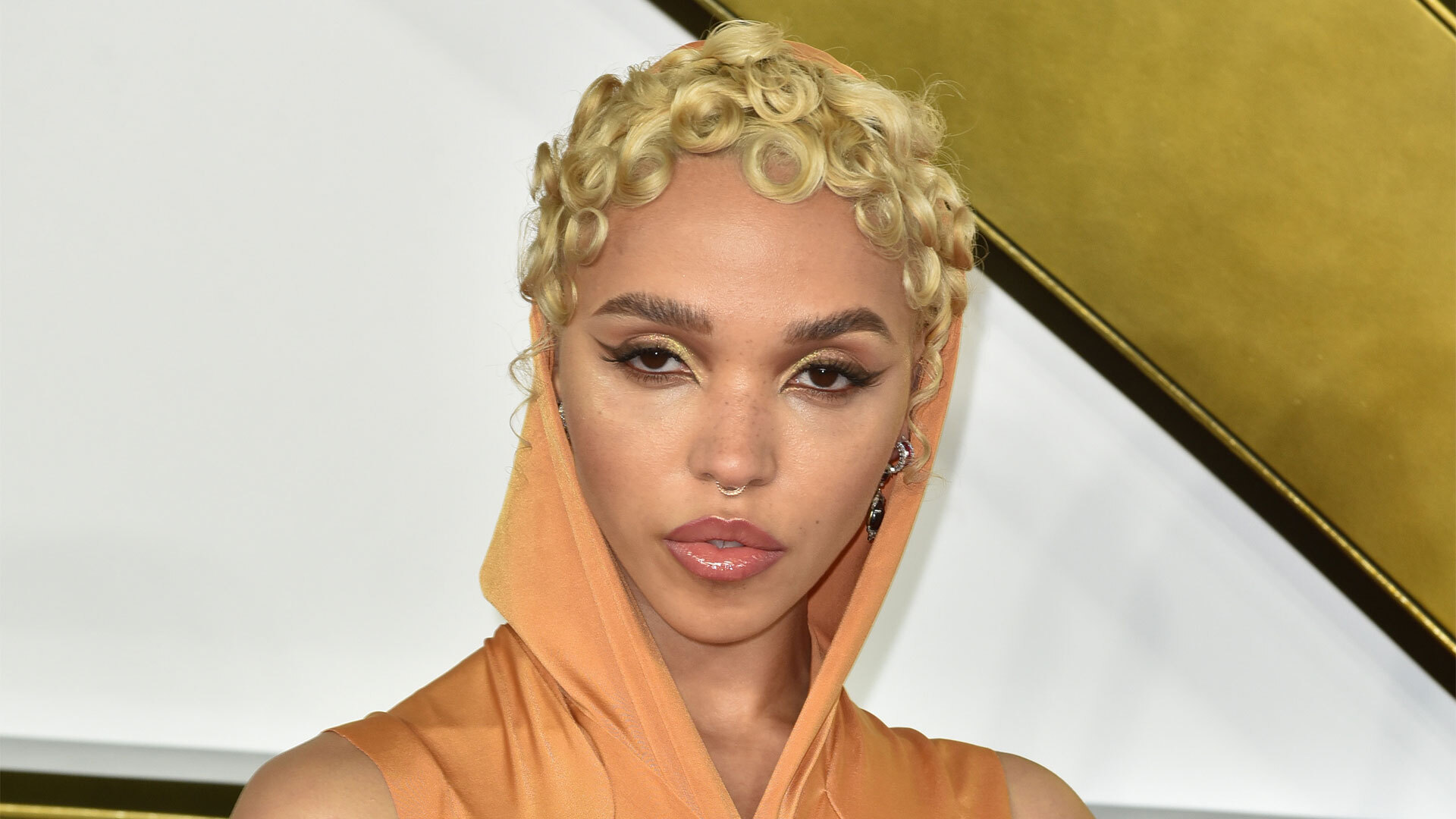 FKA twigs выпустит новый релиз Eusexua 13 сентября