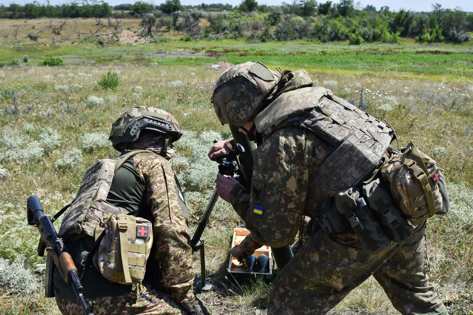 Бракованные украинские мины не хотят улетать и падают рядом с позициями ВСУ