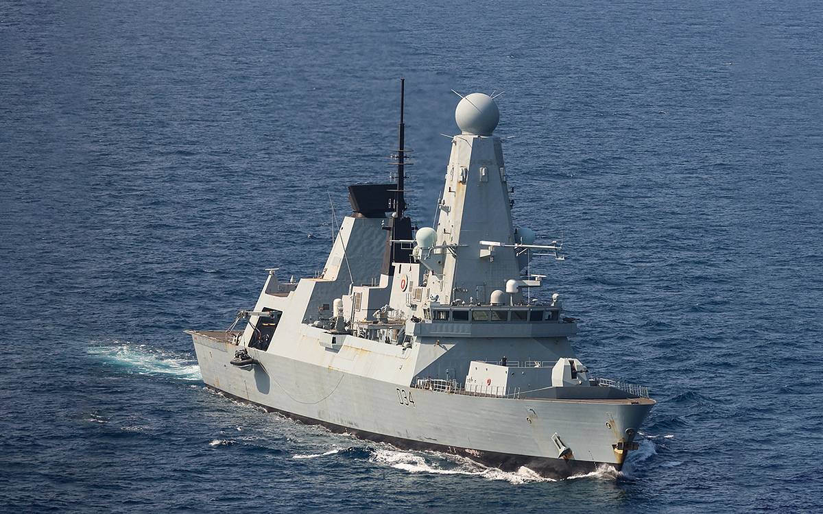 Хуситы заявили о нанесении ударов по британскому эсминцу HMS Diamond