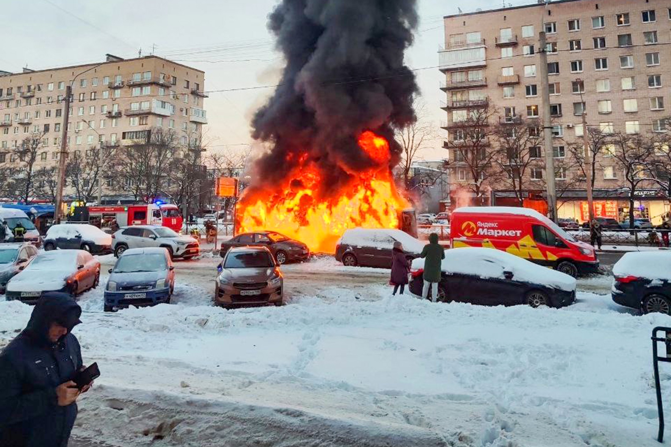 В Петербурге сгорел автобус