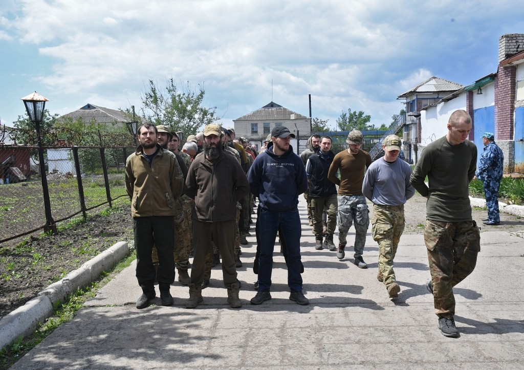 Военэксперт раскрыл, почему Киев отрекся от своих пленных с Азовстали