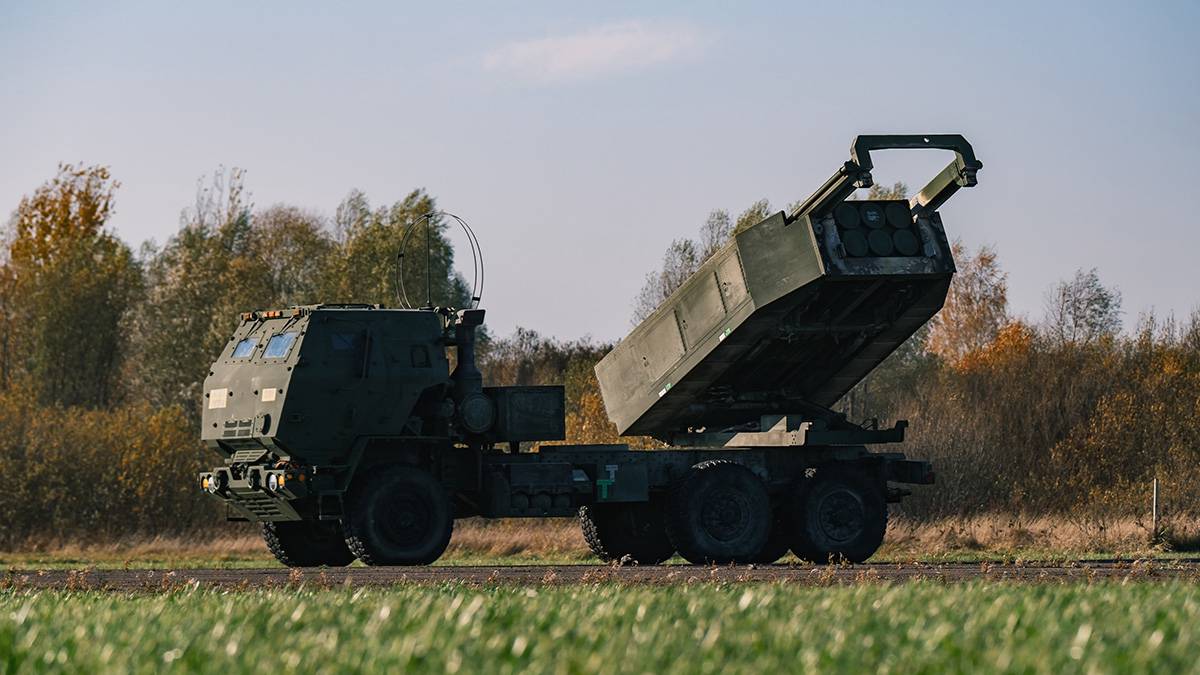 Российские конструкторы начали изучать головную часть ракеты HIMARS