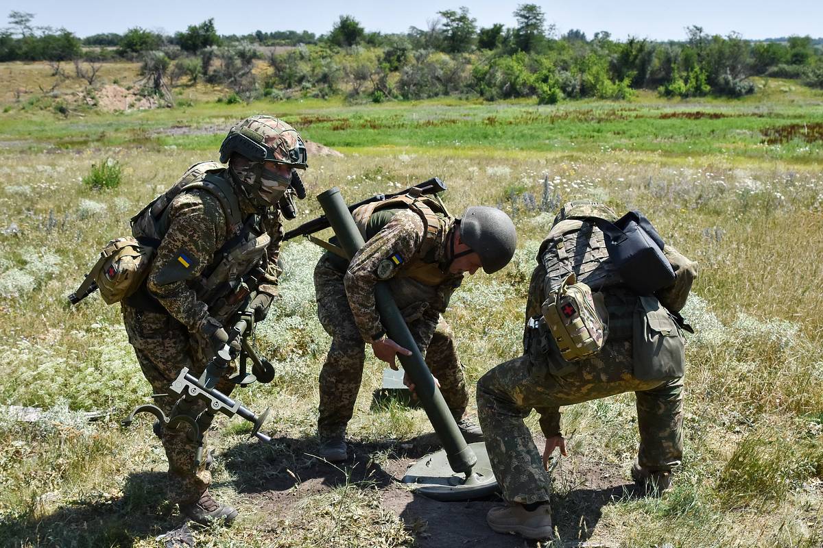 На Украине разрешили гражданам использовать найденное оружие