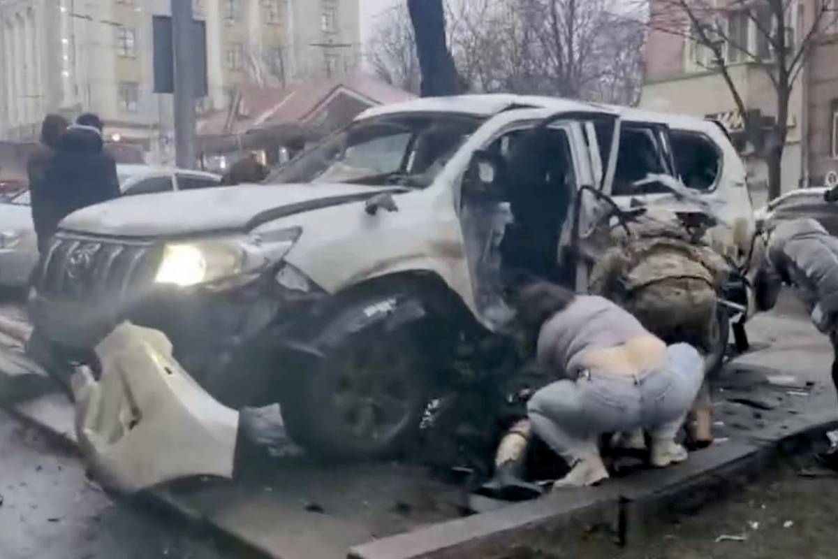 В российском городе взорвался внедорожник