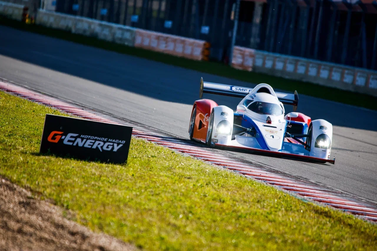 G-Energy и SMP Racing успешно испытали масло в экстремальном 4-часовом марафоне G-Energy СМП РСКГ Эндуранс. Команда использовала прототип BR03 со скор