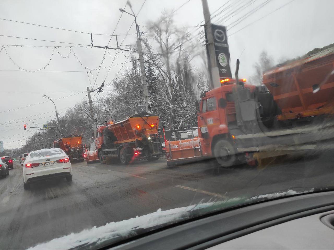 Пензенцы благодарят дорожников за чистку снега