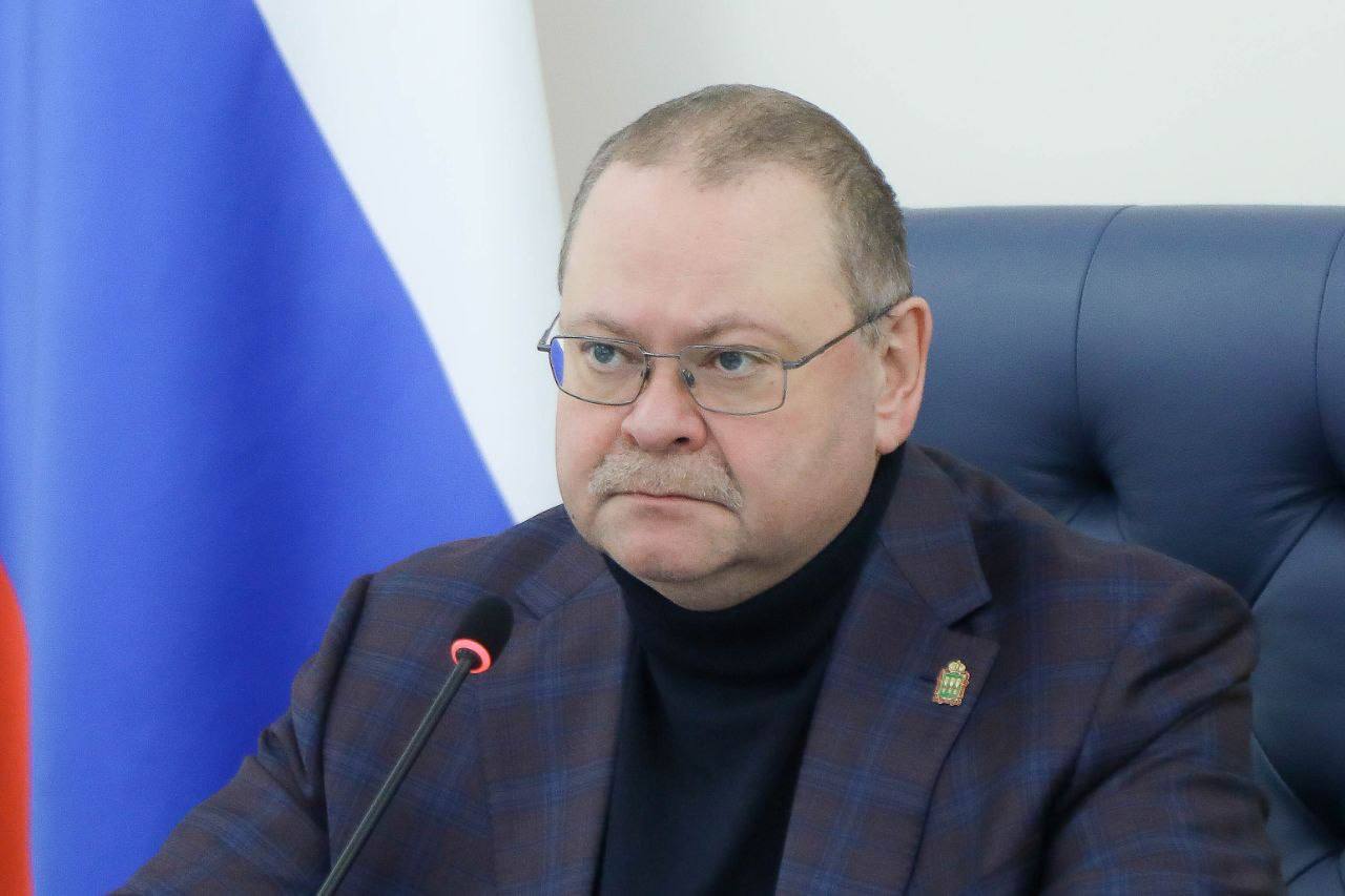 Мельниченко поручил провести доппроверку готовности и доступности укрытий