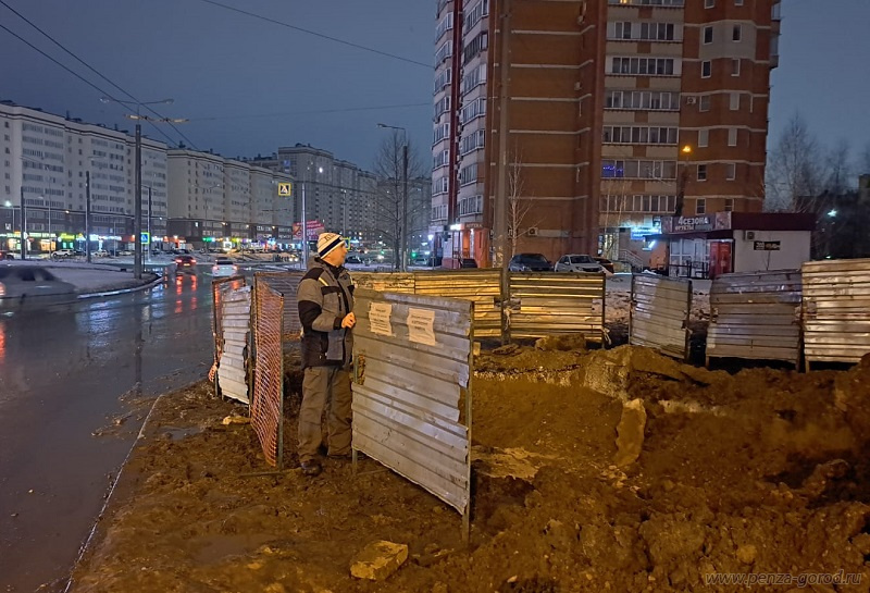 В Дальнем Арбекове из-за аварии люди остались без тепла и горячей воды