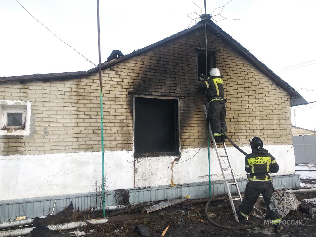 В селе Красная Горка при пожаре пострадал двухлетний мальчик