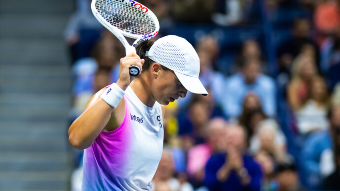 Швентек с треском провалилась на US Open. И тут же нашла виноватых