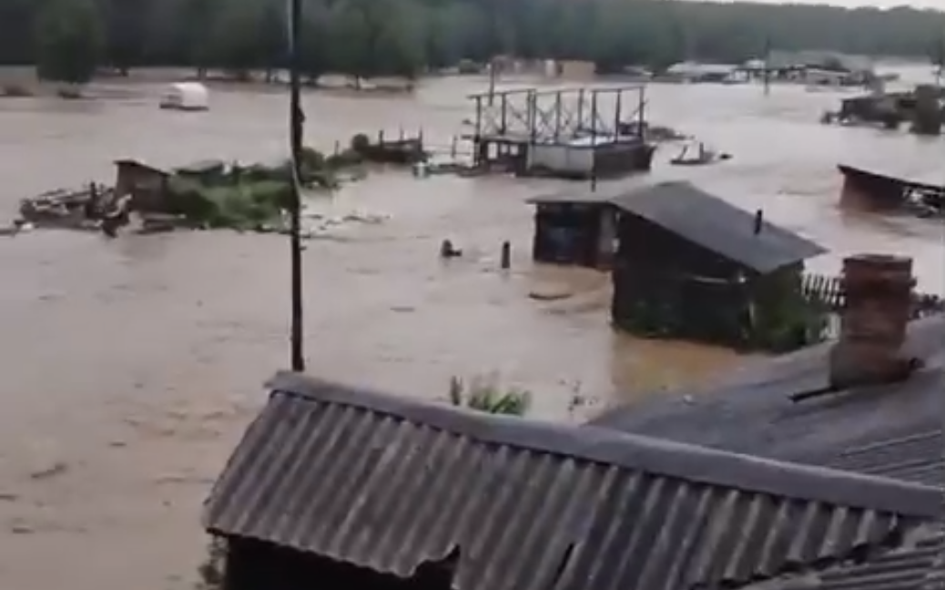 После размыва дамбы в Челябинской области началась эвакуация населения