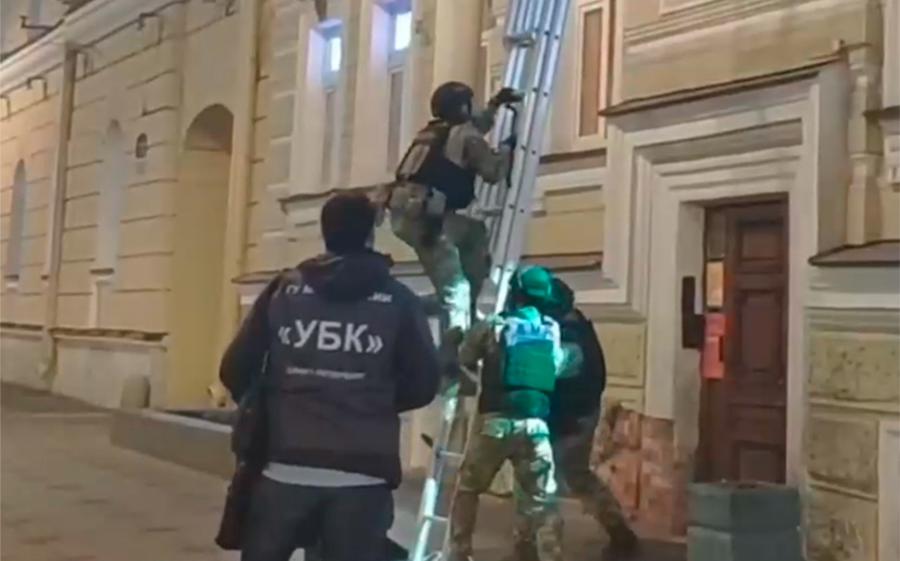 В Санкт-Петербурге задержали 12 человек за торговлю данными о поездах