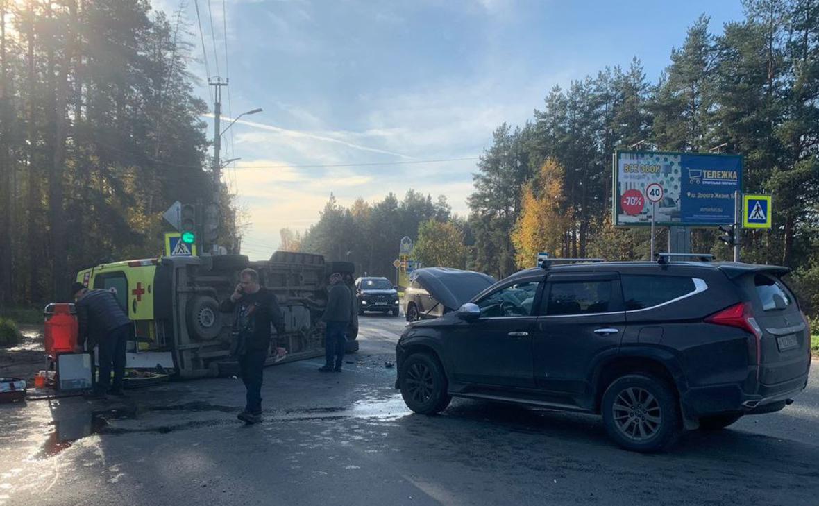 В Ленобласти машина скорой помощи попала в аварию