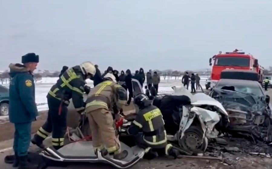 Шесть человек погибли в ДТП в Карачаево-Черкесии