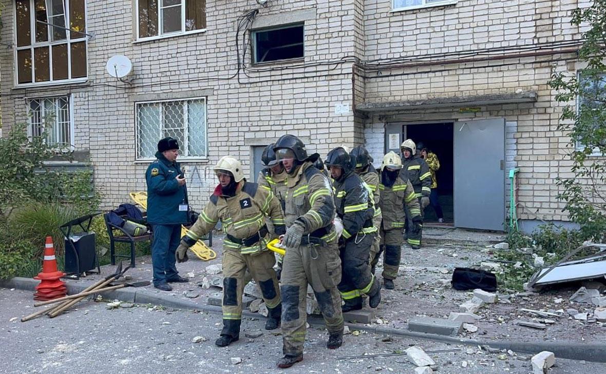 В МЧС не исключили обрушение части дома в Черкесске после взрыва газа