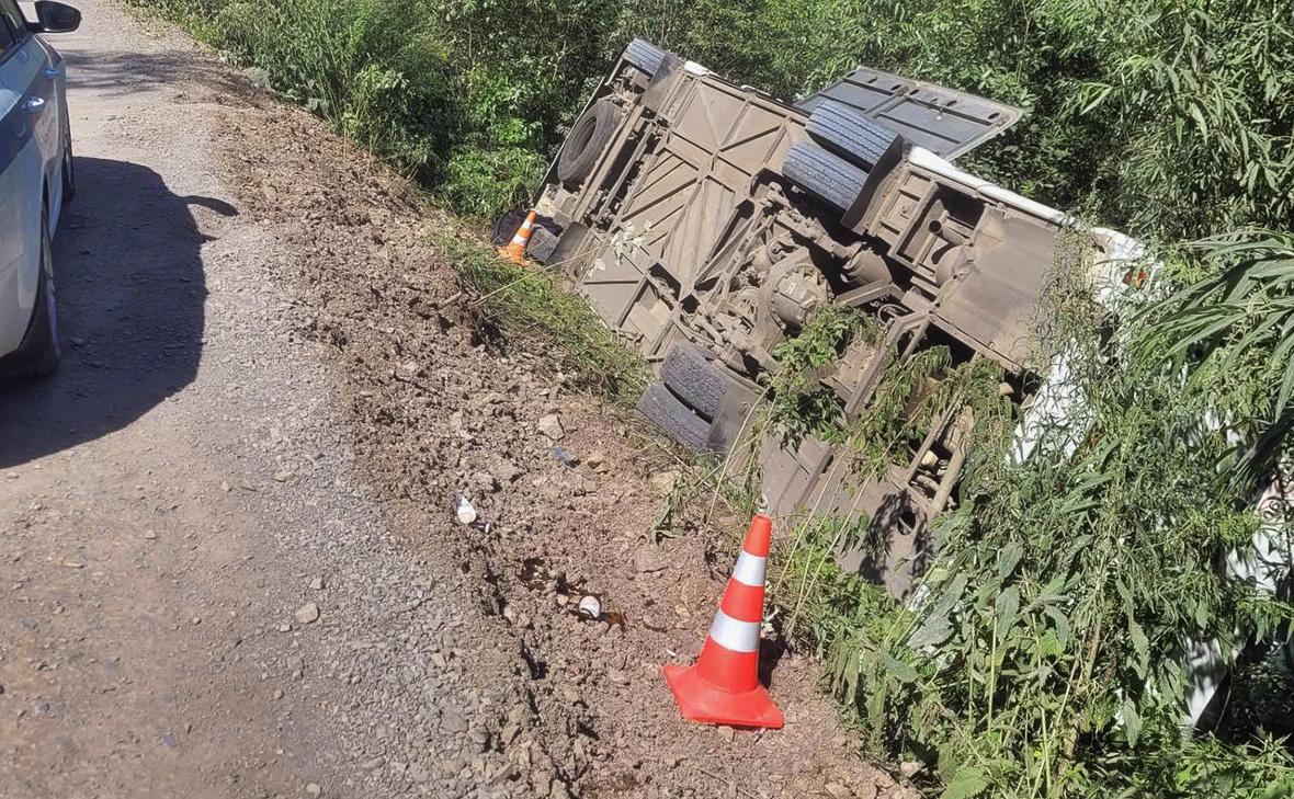 В ДТП с автобусом в Красноярском крае пострадали 10 человек