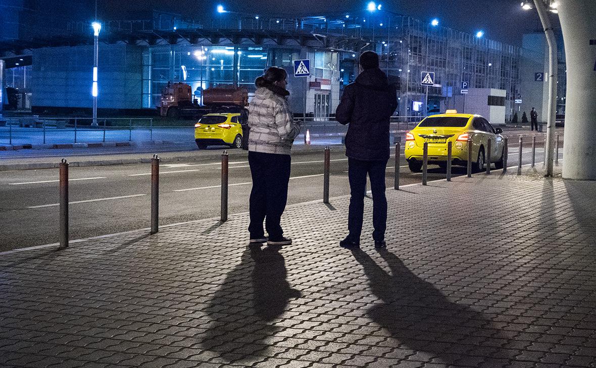 Во Внуково сократят время бесплатной парковки