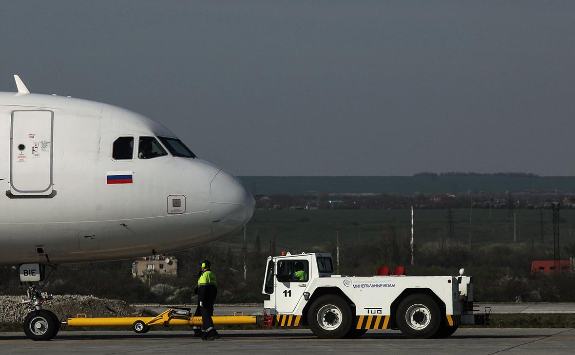 Рейс «Азимута» из Минвод в Дубай вернулся в аэропорт вылета