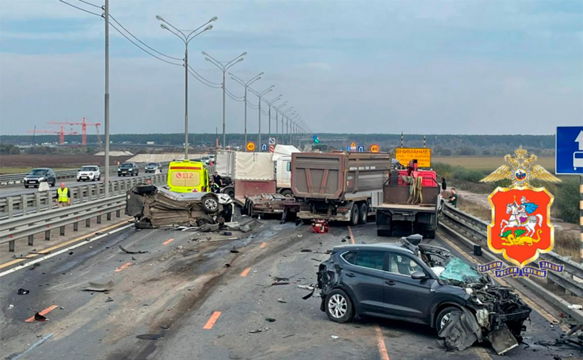 Водителя грузовика заподозрили в трех смертях в массовом ДТП в Серпухове