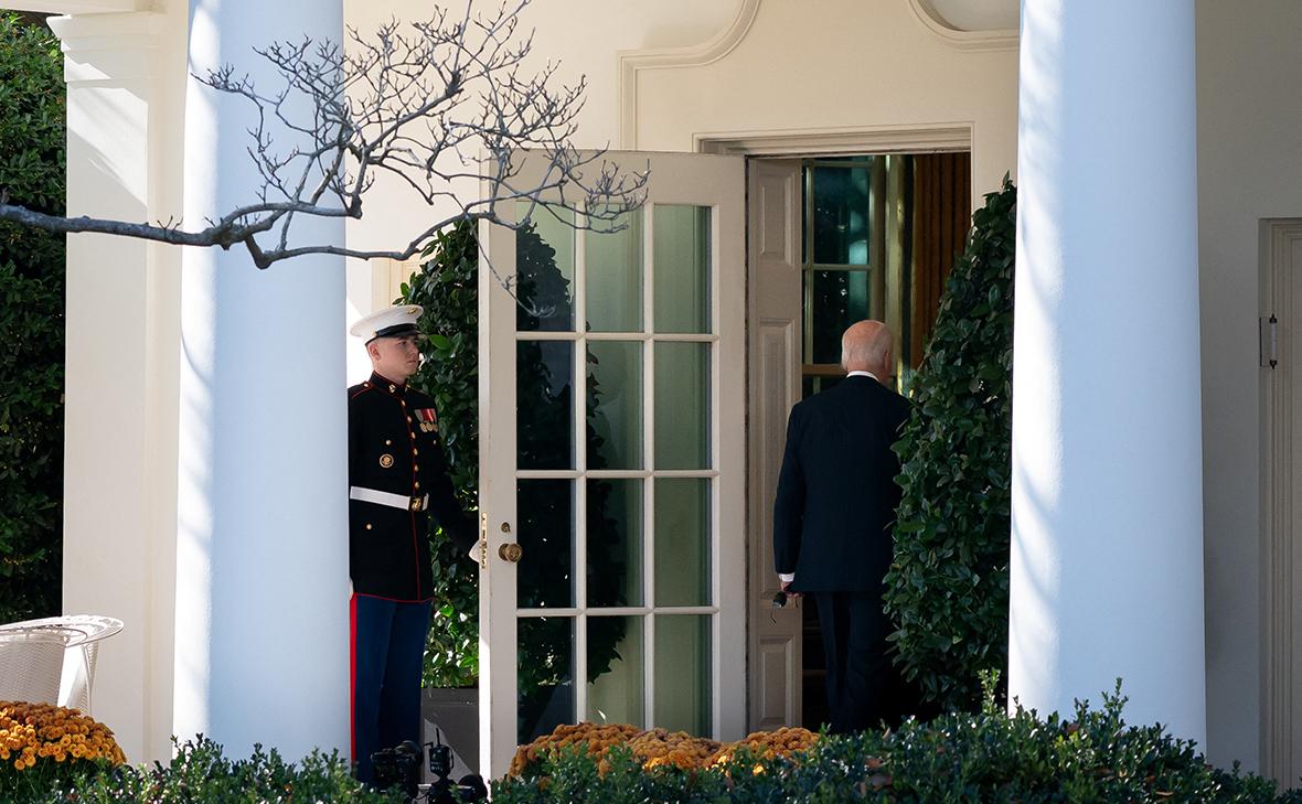 Байден на личной встрече попросит Трампа продолжить военную помощь Киеву