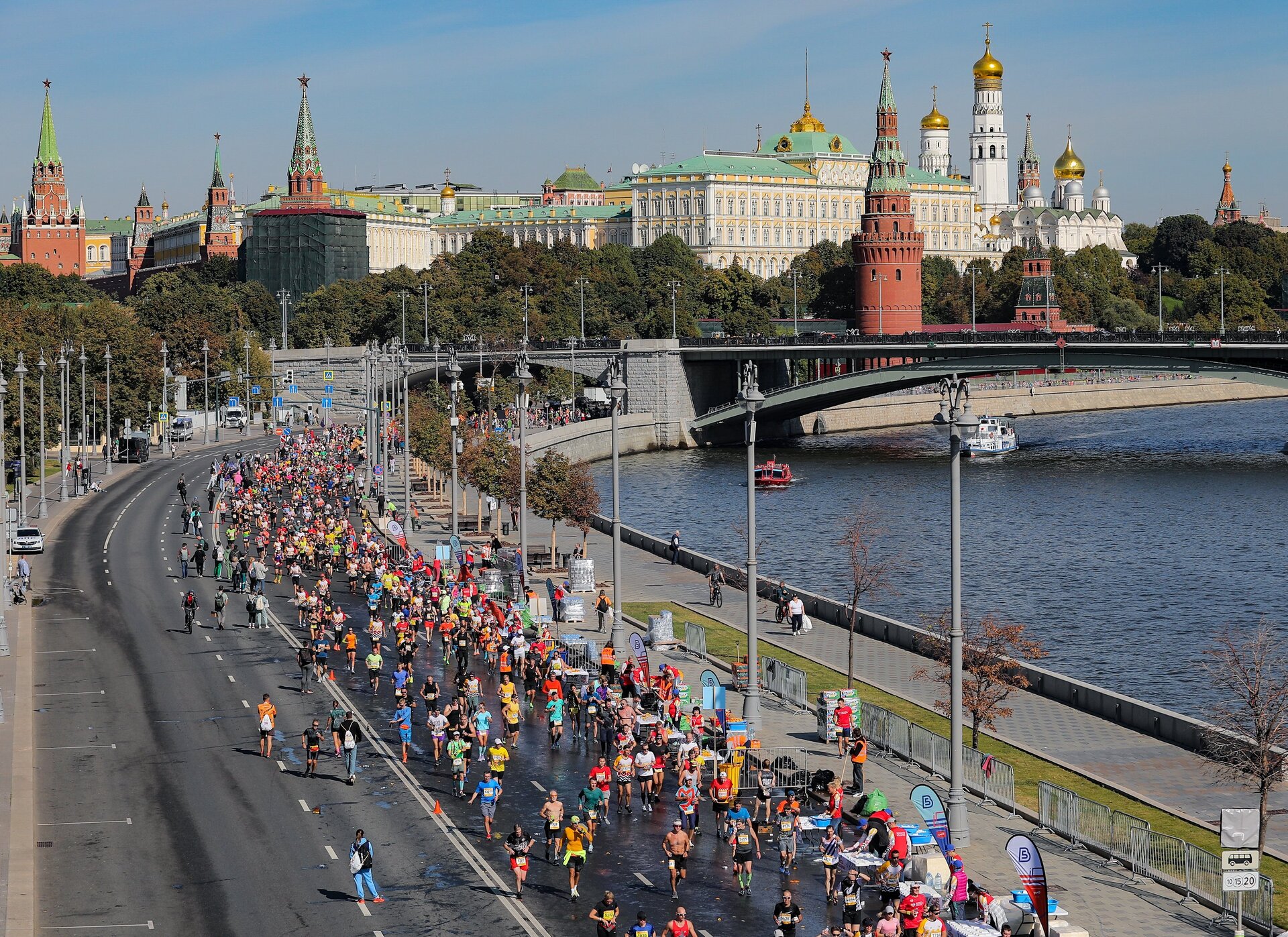 В центре Москвы 13 октября перекроют движение из-за спортивного марафона