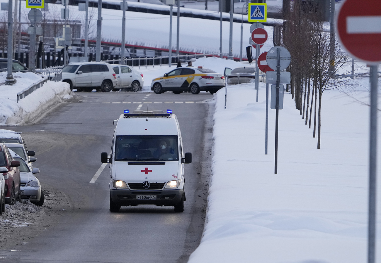 Врачи ГКБ Буянова спасли пациента с 25 остановками сердца в сутки