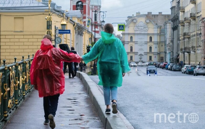 Жара, грозовые ливни и град. На Петербург надвигается непогода