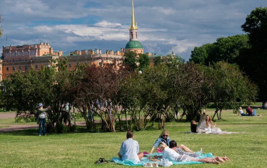 К вечеру готовьте зонтики. В четверг погодой в Петербурге правит атмосферный фронт