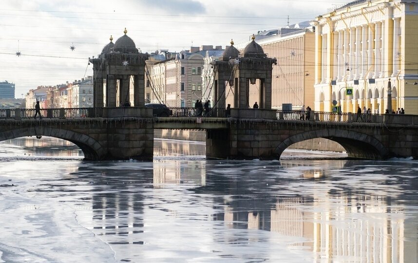 Тепло до плюс шести ждёт Петербург в пятницу. И даже выглянет солнце