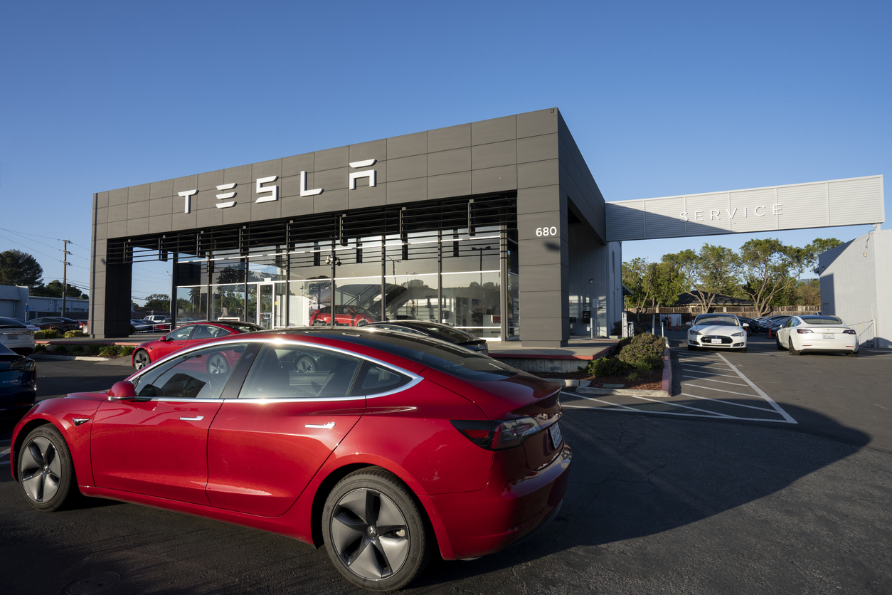 Илон Маск заявил, что у Tesla нет необходимости лицензировать модели xAI