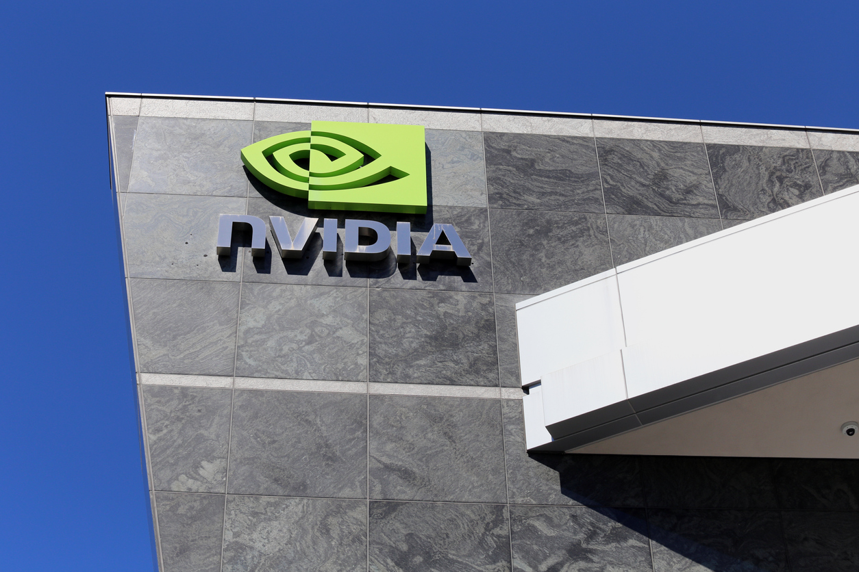 Nvidia потеряла рекордные $279 млрд рыночной стоимости: это связали с оценкой инвесторов