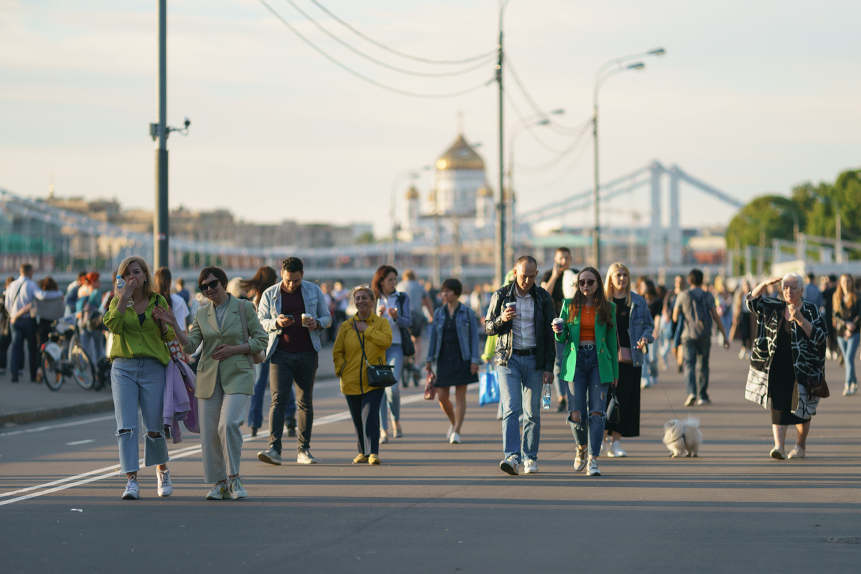 В России семьи с одним ребенком хотят освободить от налога с продажи жилья