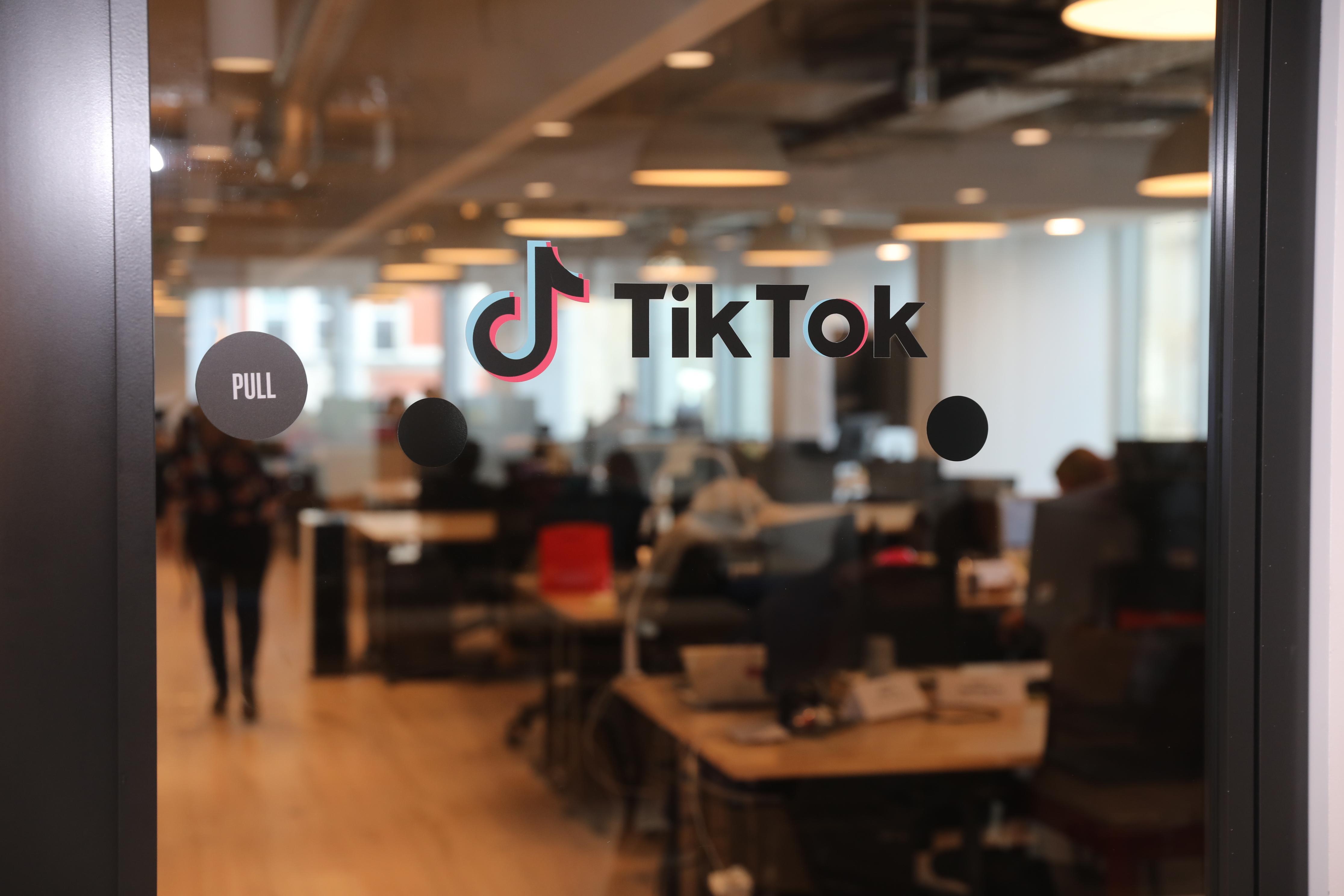 Илон Маск вошел в число потенциальных покупателей TikTok