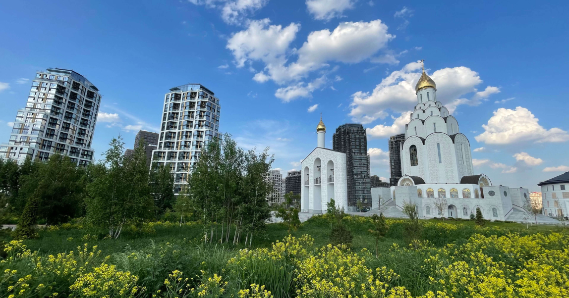 В гармонии с природой: почему житель мегаполиса выбирает экологически чистые районы