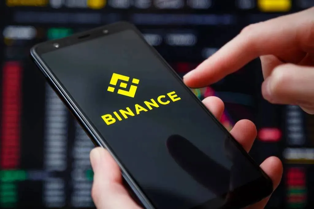 Основатель криптобиржи Binance Чанпэн Чжао приговорён в США к 4 месяцам тюрьмы