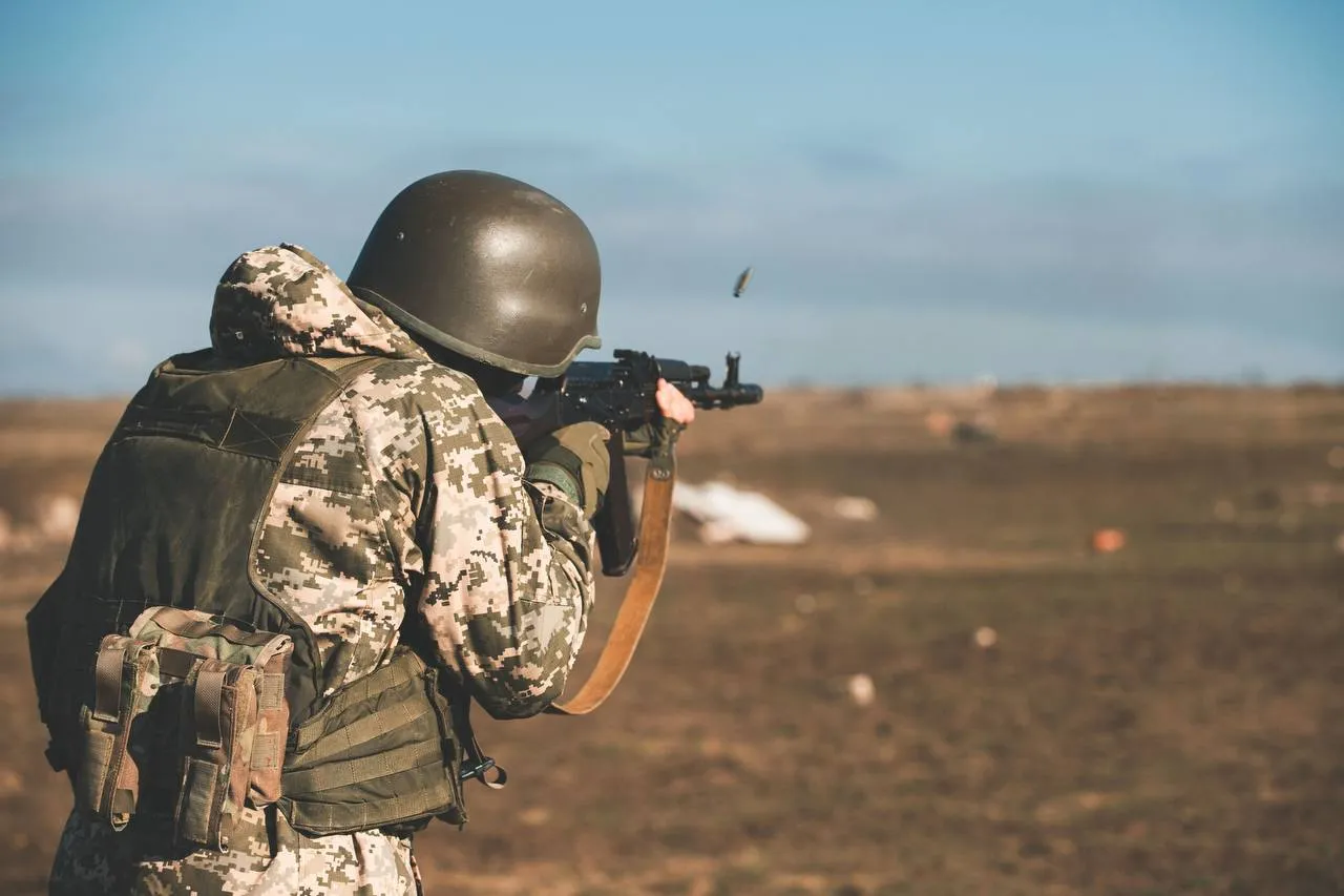 На Украине заключённые, согласившиеся вступить в ВСУ, сбежали из учебного центра, пишут СМИ