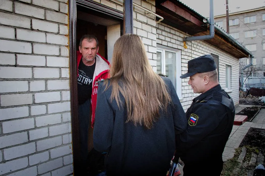 Пермские приставы разыскивают детского психолога, задолжавшего алименты сыну