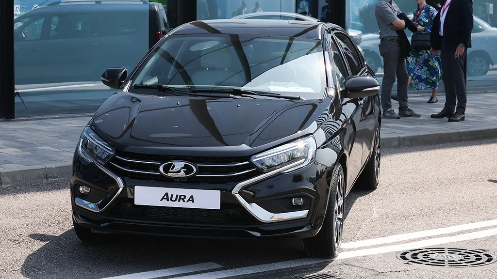 В Кремле допустили пересадку госслужащих на новую Lada Aura