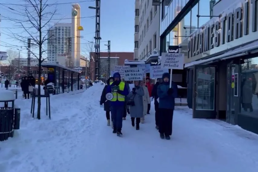 Митинги в поддержку открытия границ с Россией прошли в четырёх городах Финляндии