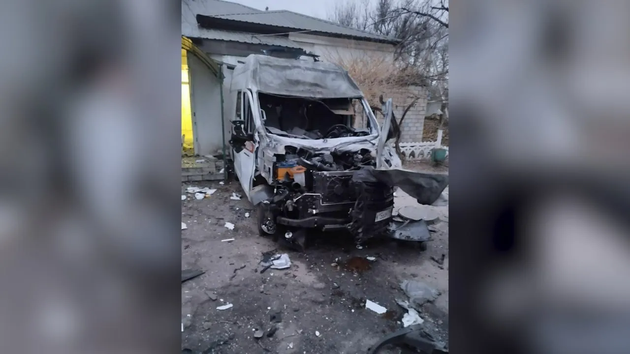 ВСУ повторно атаковали больницу в Алёшках и сожгли школу в Новой Каховке