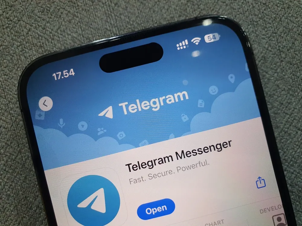 Российские пользователи Telegram массово сообщили о сбоях в работе мессенджера