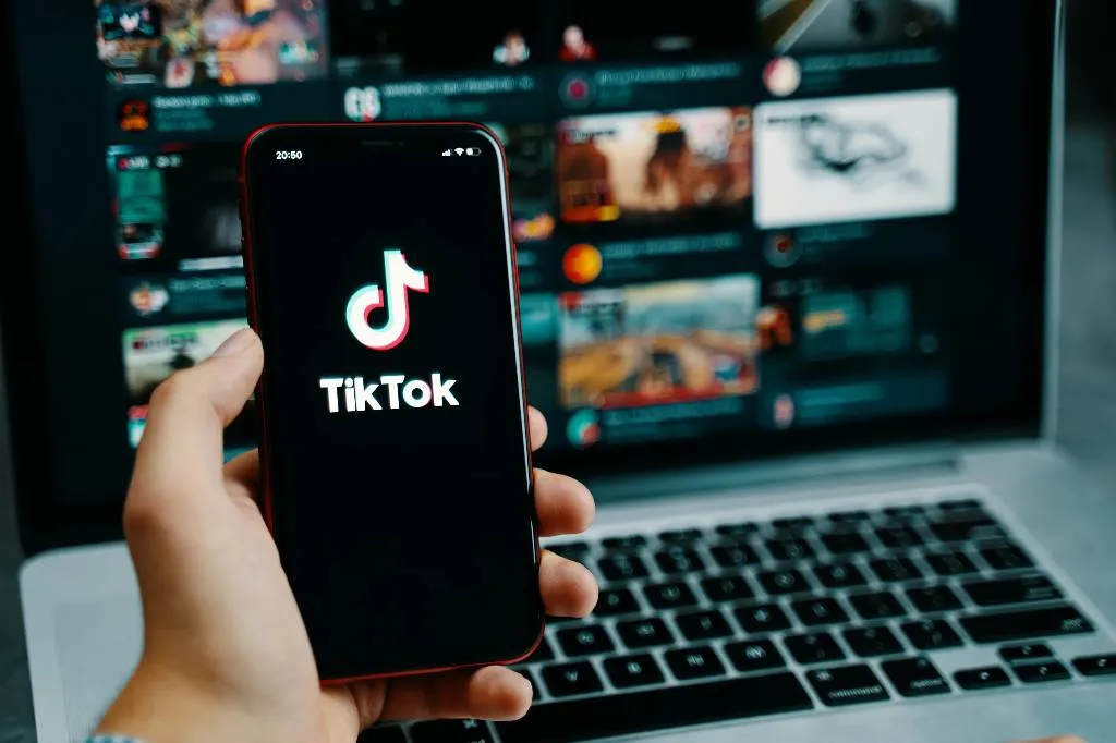 TikTok удалил русофобскую песню после жалобы властей Казахстана