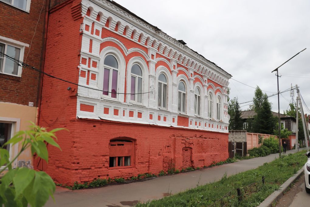 Попавшее под санкции сарапульское предприятие занимается благоустройством города